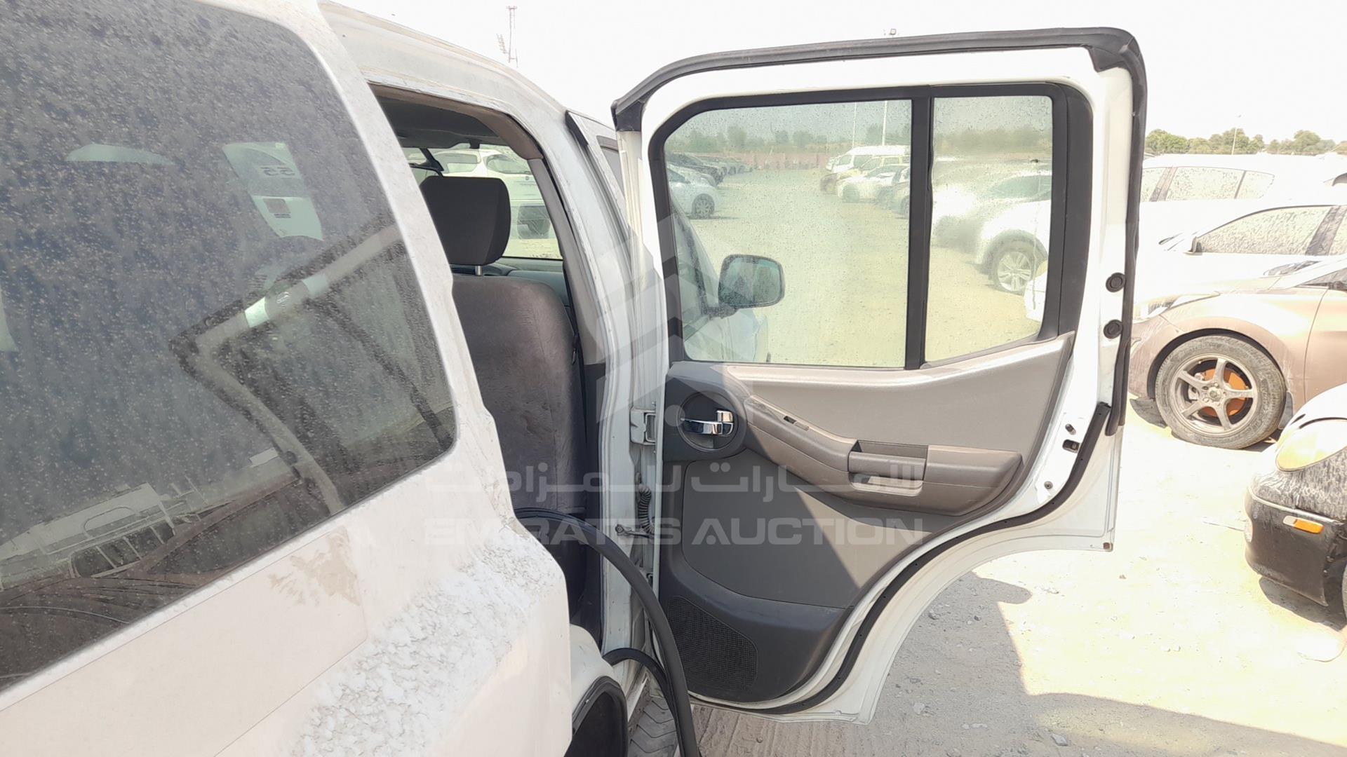 2013 NISSAN XTERRA VIN: 5N1AN0N60DN812891