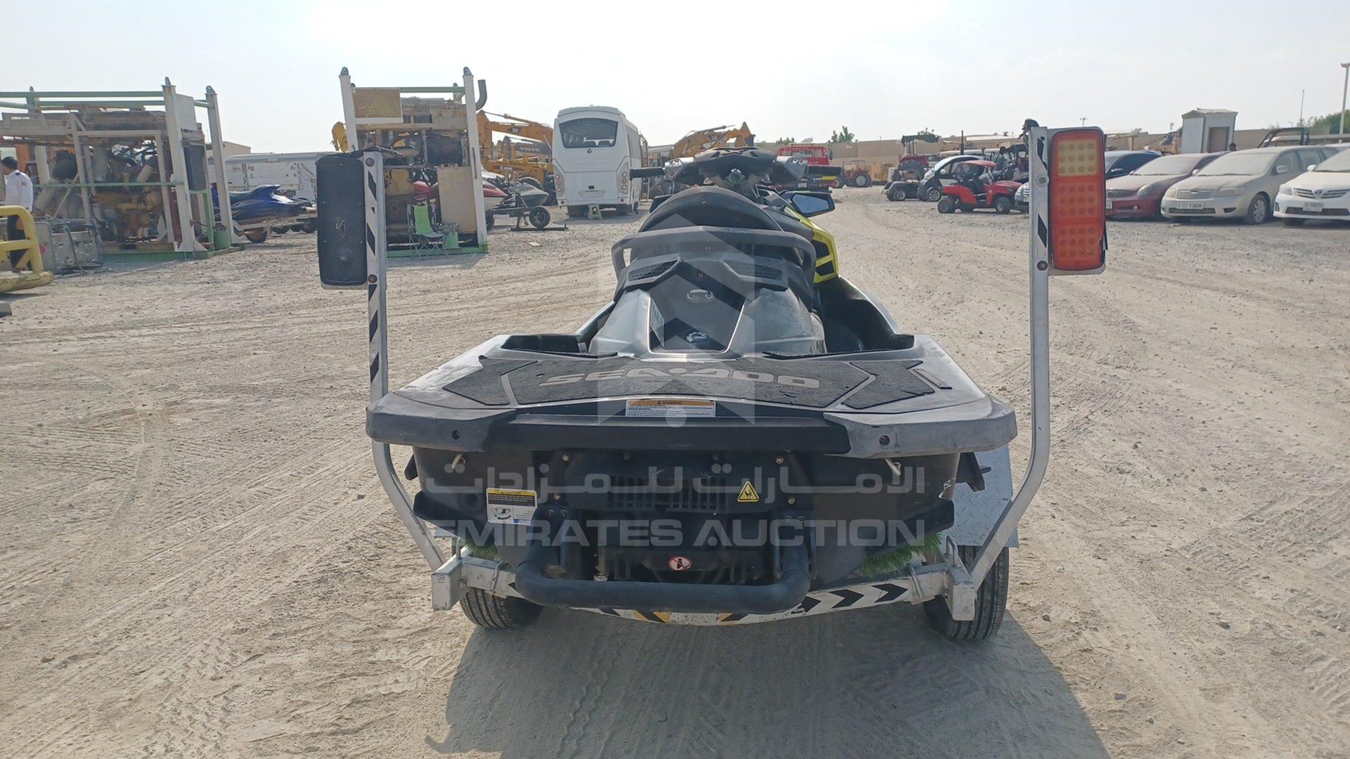 2013 JET SKI + TROLLEY SEA DOO VIN: CA-YDV16527L213