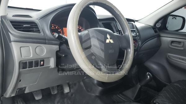 MMBMG35H5JH014731 Mitsubishi L 200