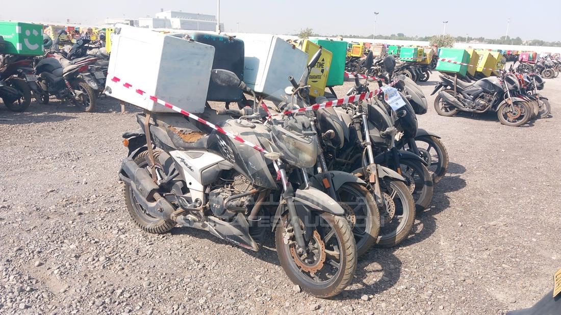 5 Motorbikes — Front Right Angle — Photo 11
