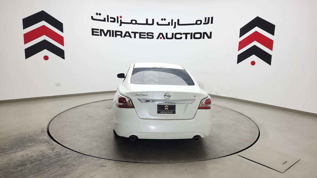 نيسان التيما 2015 — الزاوية الخلفية اليسرى — صورة 7