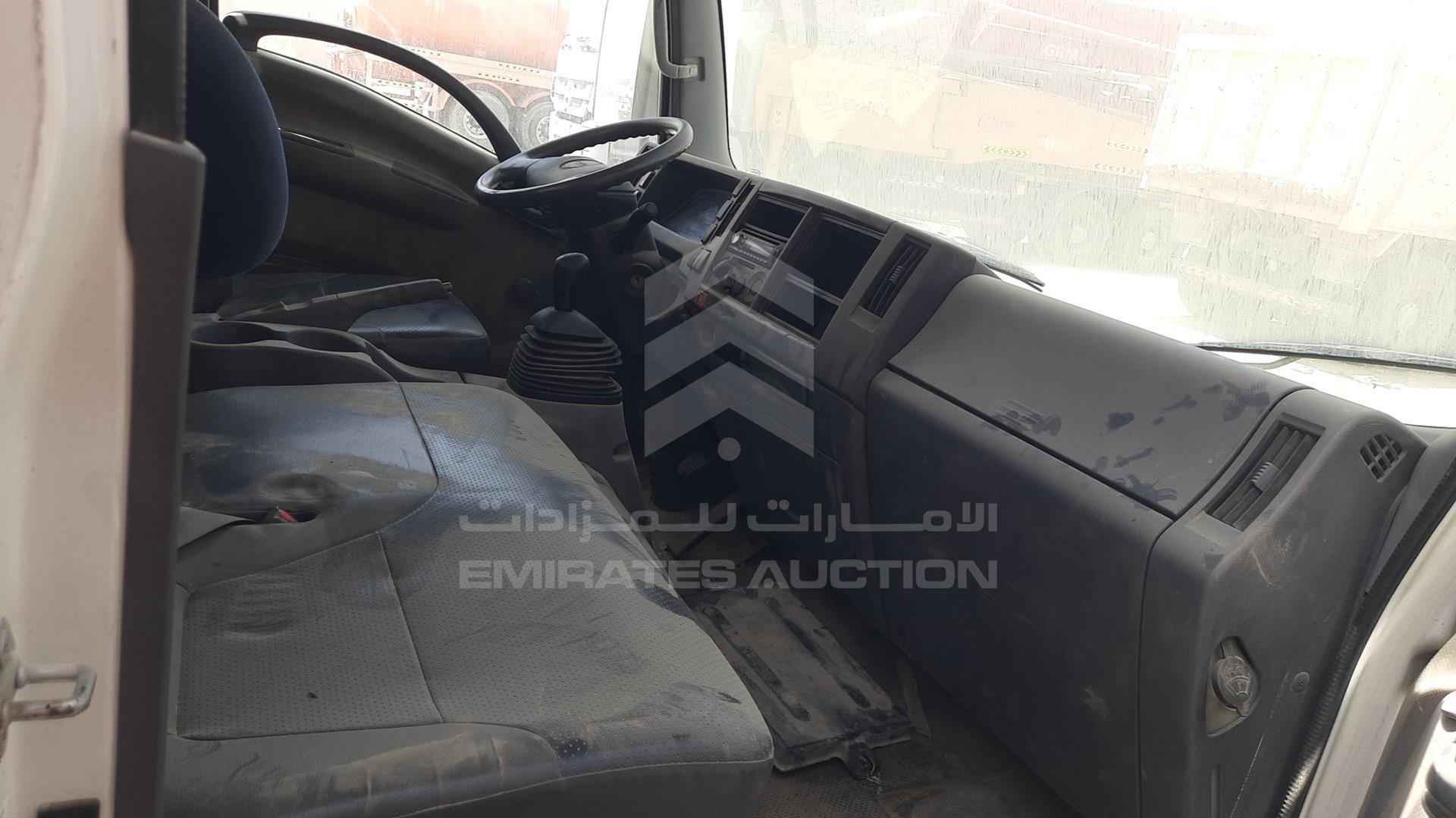 2014 ISUZU REWARD NP VIN: JAAKP34H2E7P03112