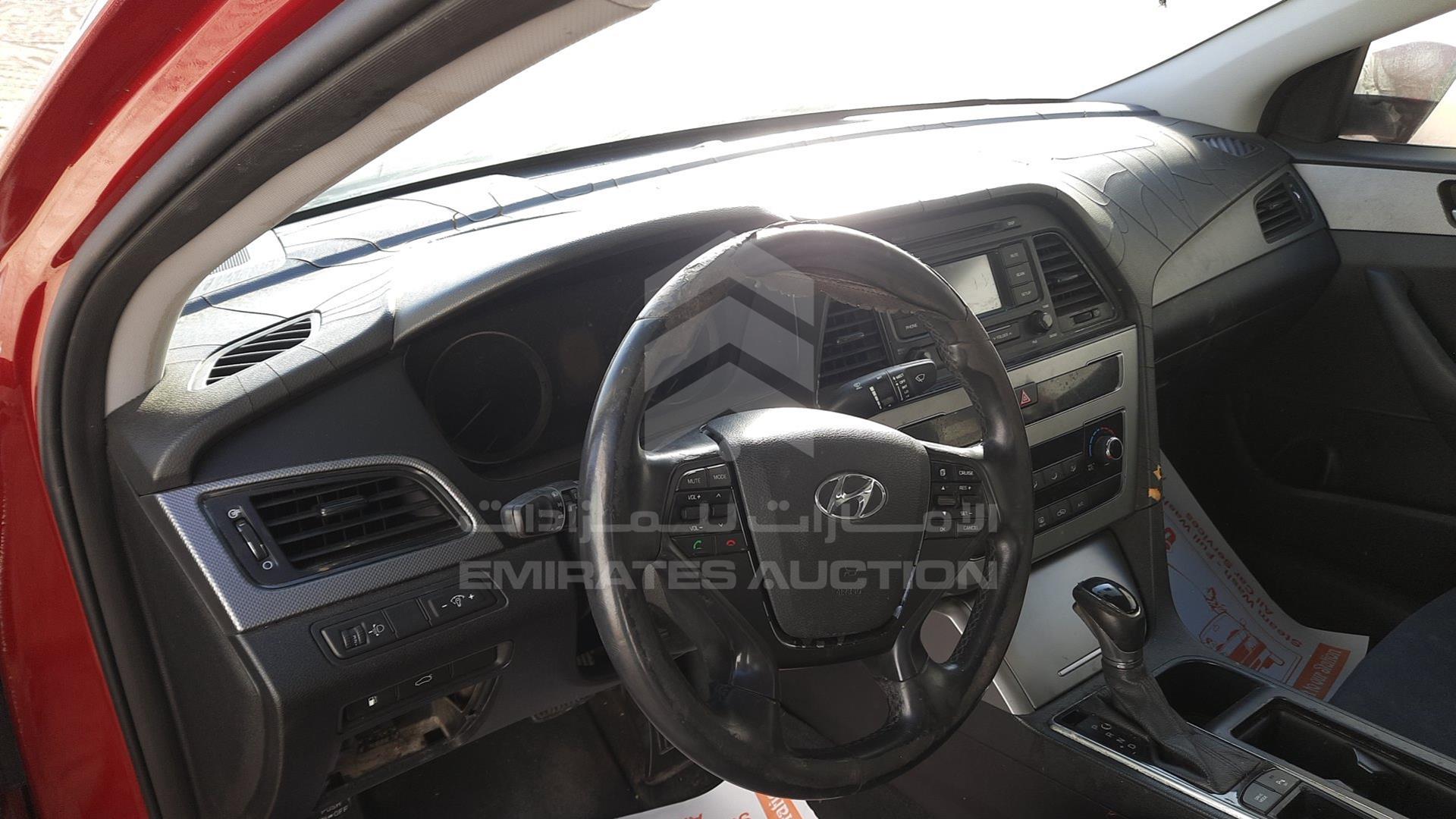 2015 HYUNDAI SONATA VIN: KMHE241G2FA028352