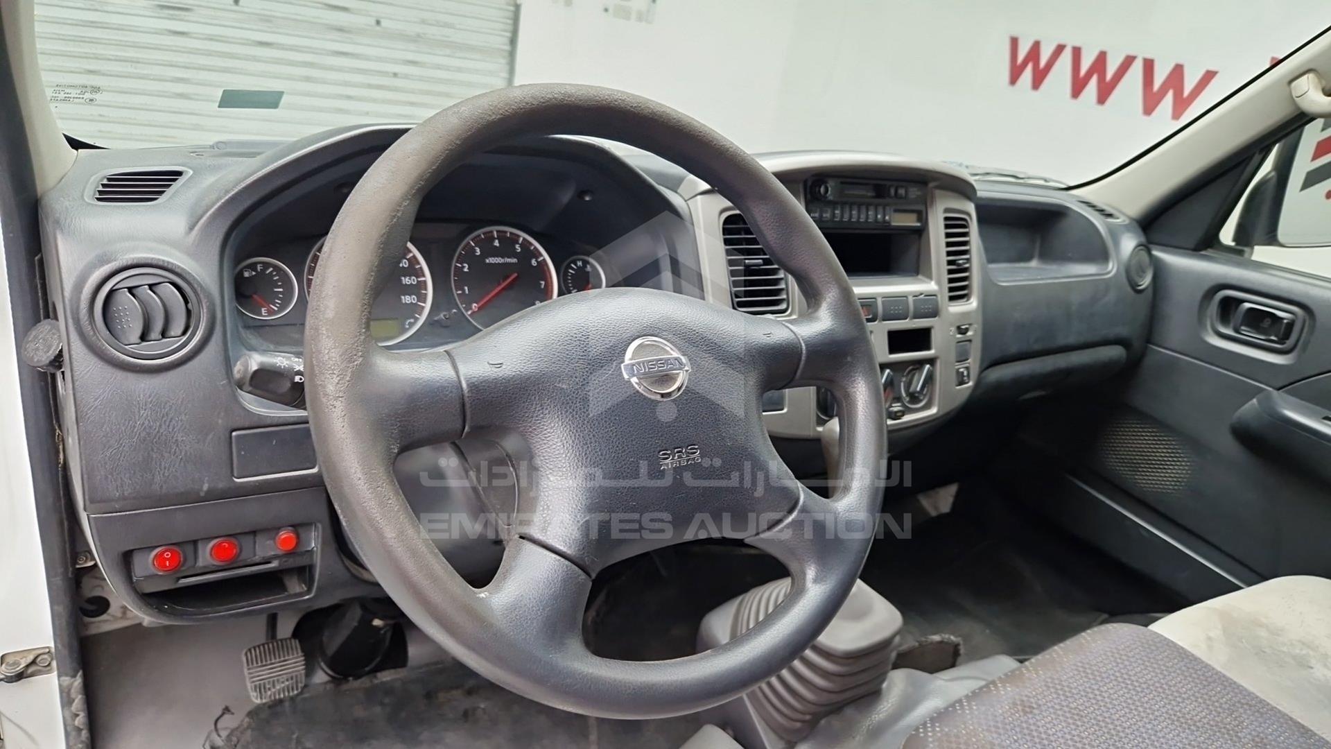 2010 NISSAN URVAN VIN: JN6AE54SXAX020664
