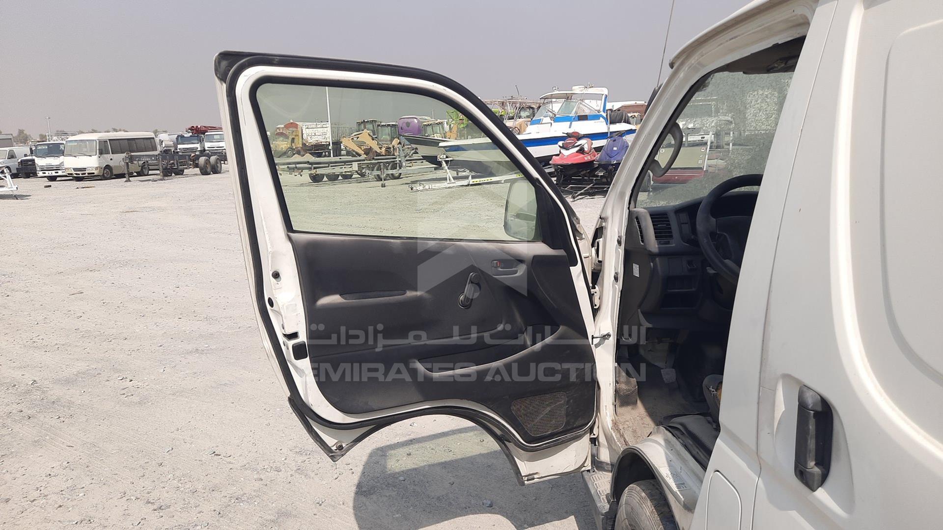 2015 TOYOTA HIACE VIN: JTFHX02P5F0100328