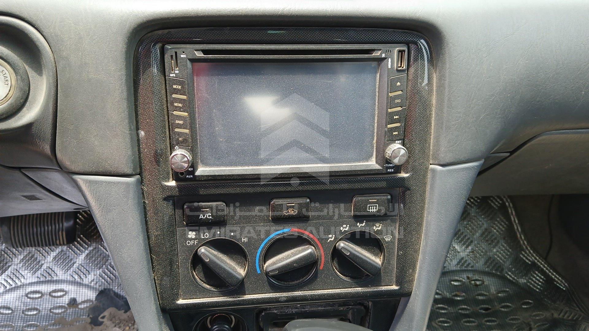 2001 TOYOTA CAMRY VIN: JT2BG22K510592486