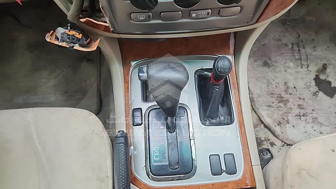 2003 Toyota Land Cruiser — Gear View — Photo 12