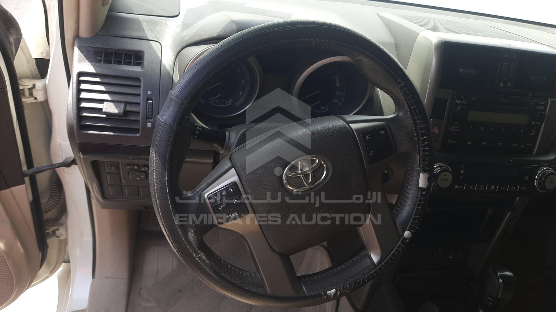 2011 TOYOTA LAND CRUISER PRADO VIN: JTEBU9FJ0B5010465