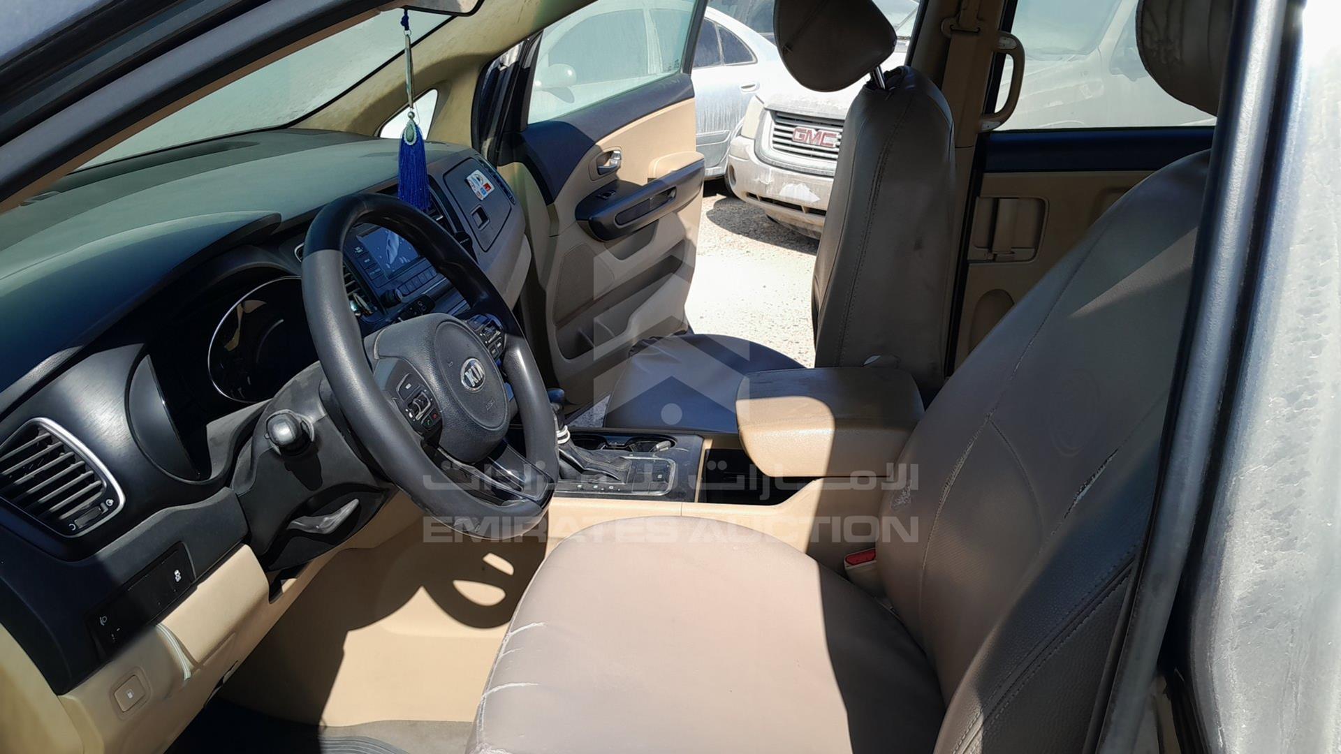 2018 KIA CARNIVAL VIN: KNAMB8121J6416239
