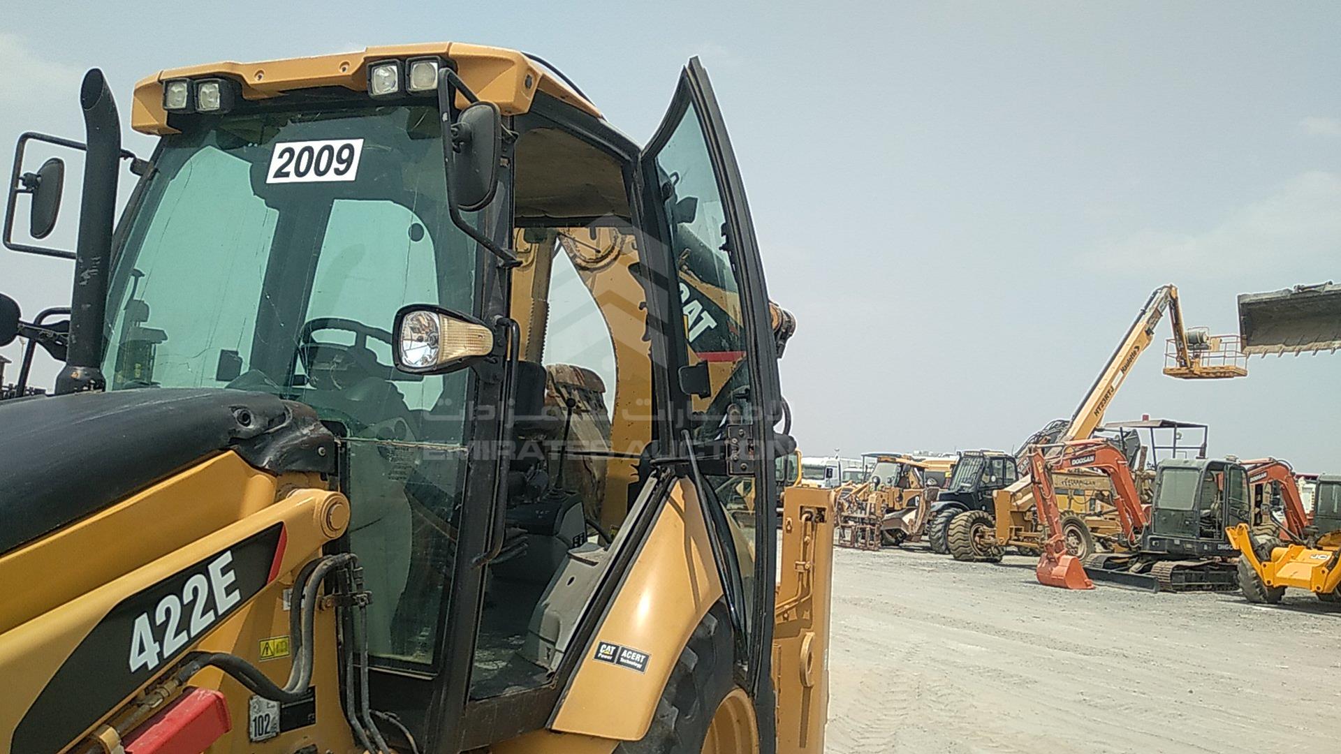 2009 CATERPILLAR 422E VIN: CAT0422EAHBE02781