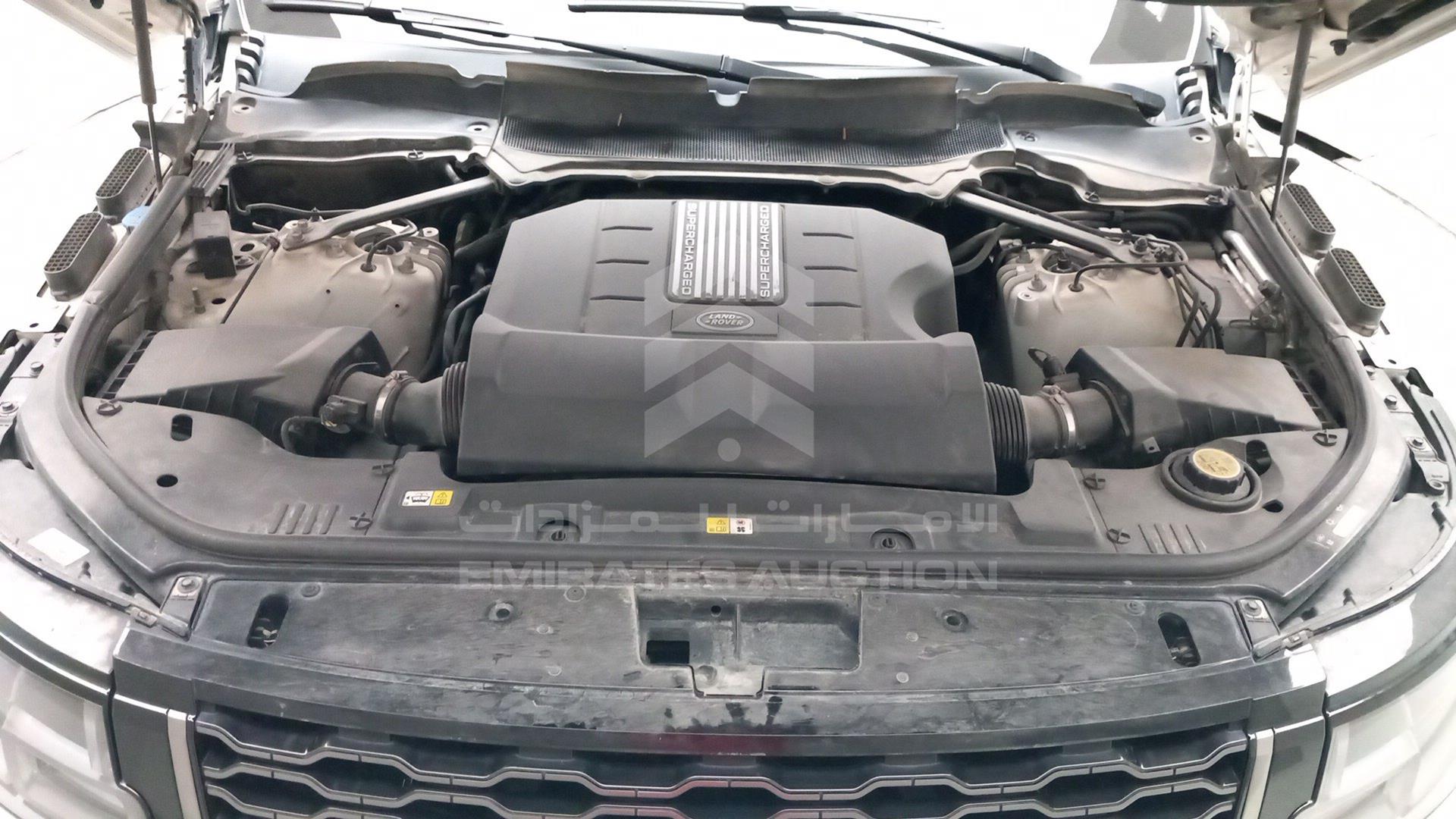 2018 RANGE ROVER HSE VIN: SALGA2BV9JA389502