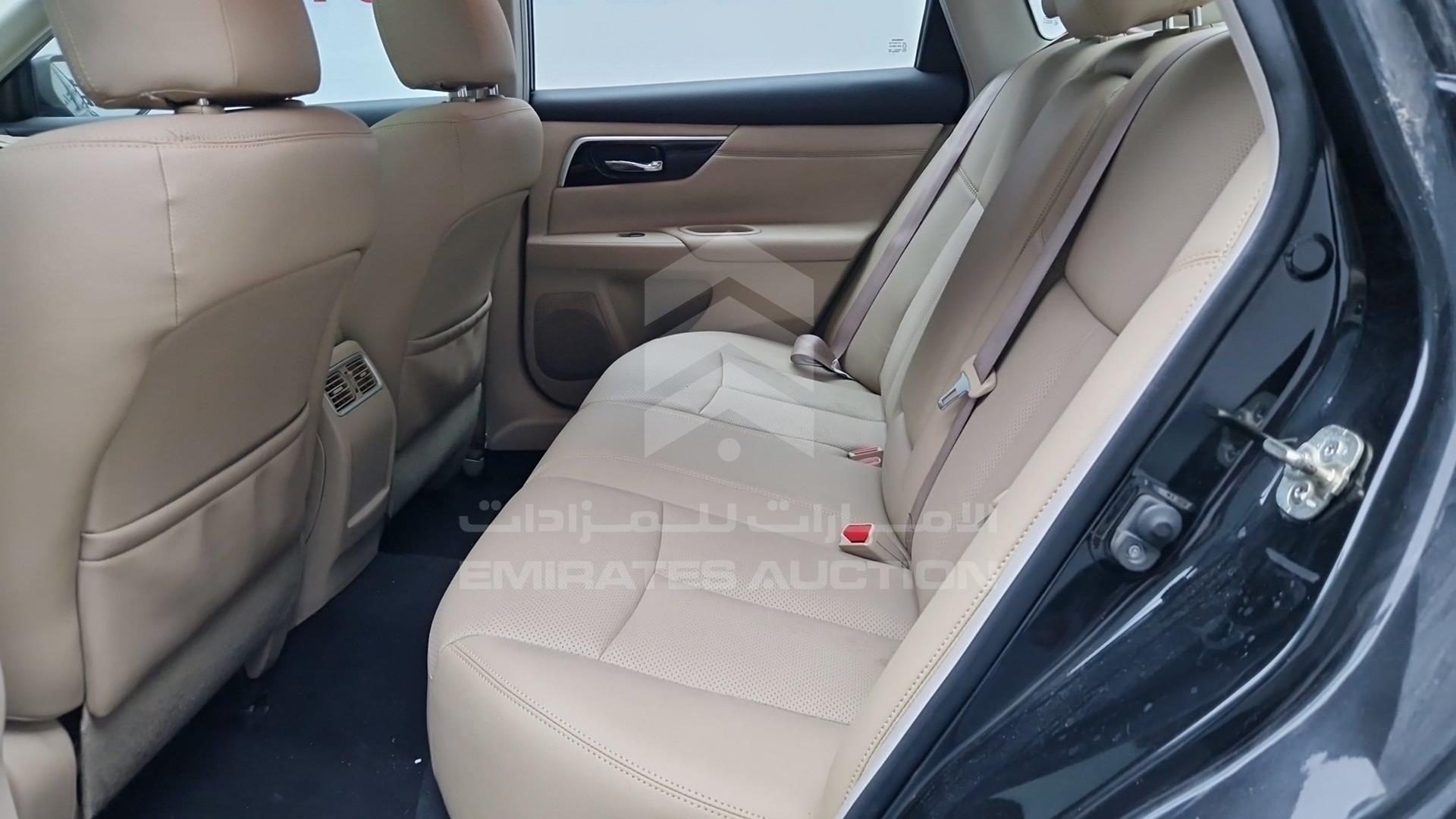 2017 NISSAN TEANA VIN: LGBF5AE01HR305842