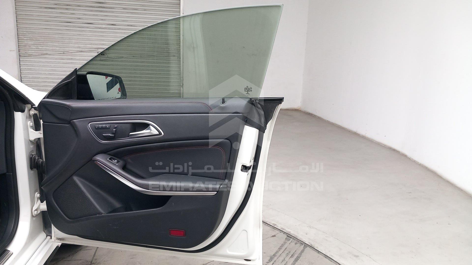 2015 MERCEDES CLA 45 VIN: WDDSJ5CB7FN219197