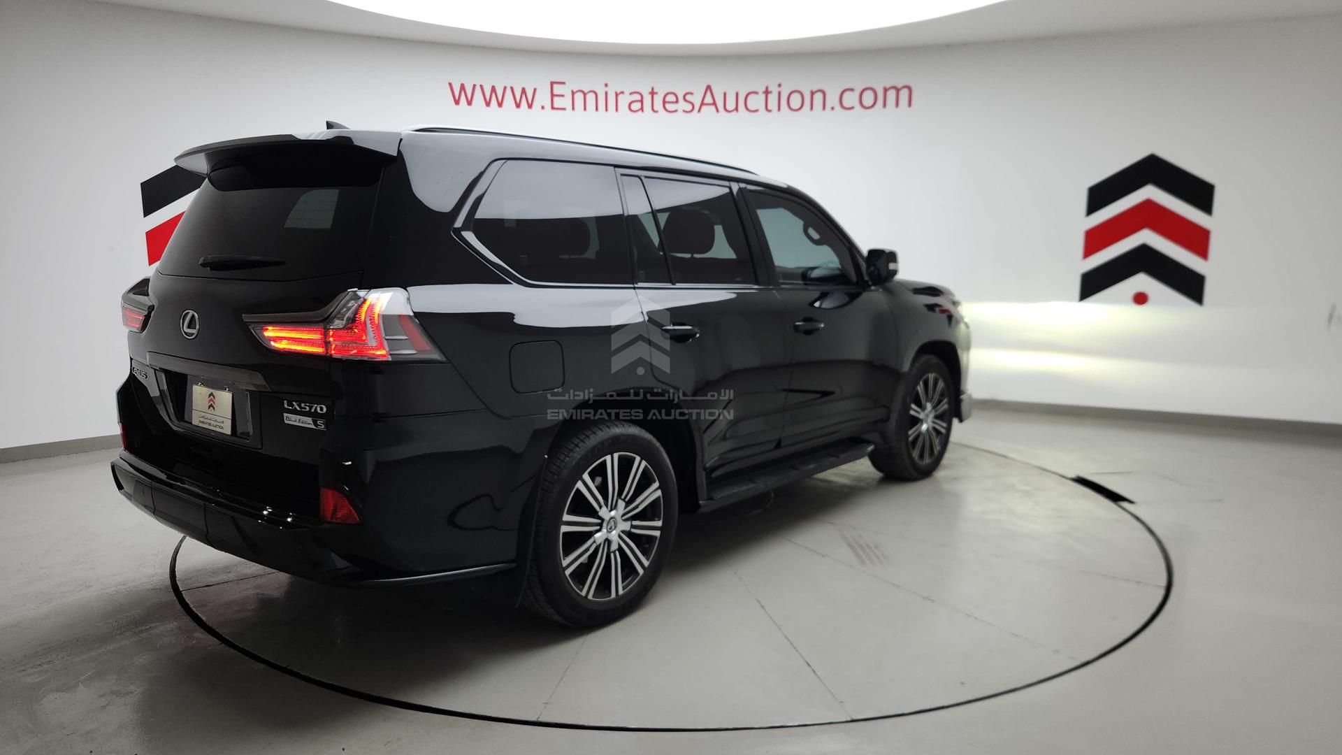 2020 LEXUS LX 570 VIN: JTJHY00W8L4331290