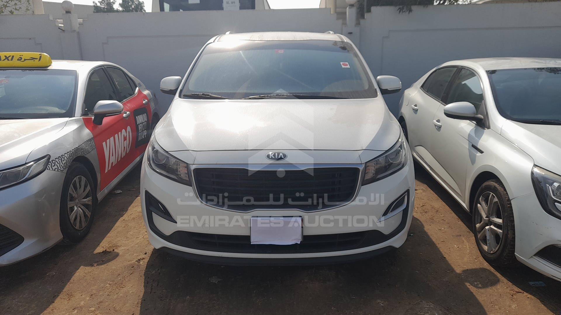 2020 KIA CARNIVAL VIN: KNAMB8121L6645488