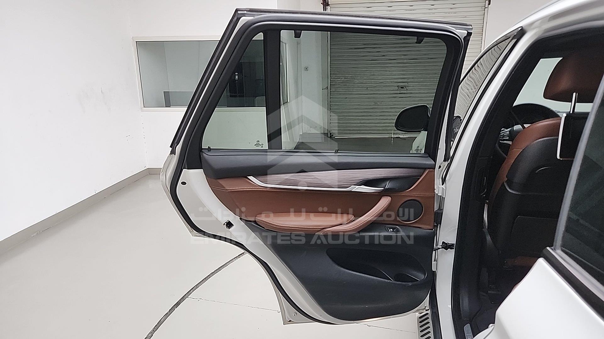 2014 BMW X5 VIN: WBAKR6101E0G97346