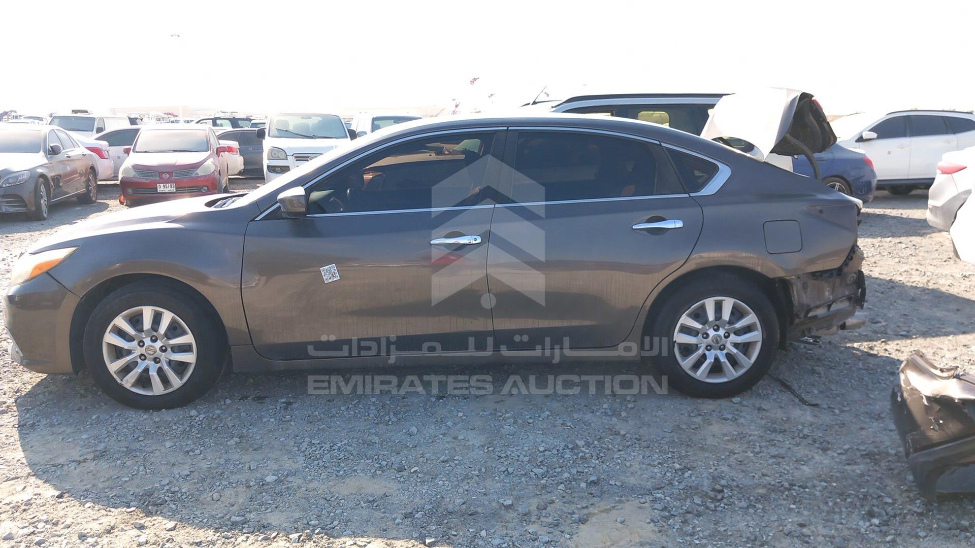 2016 NISSAN ALTIMA VIN: 1N4AL3AP2GN324952