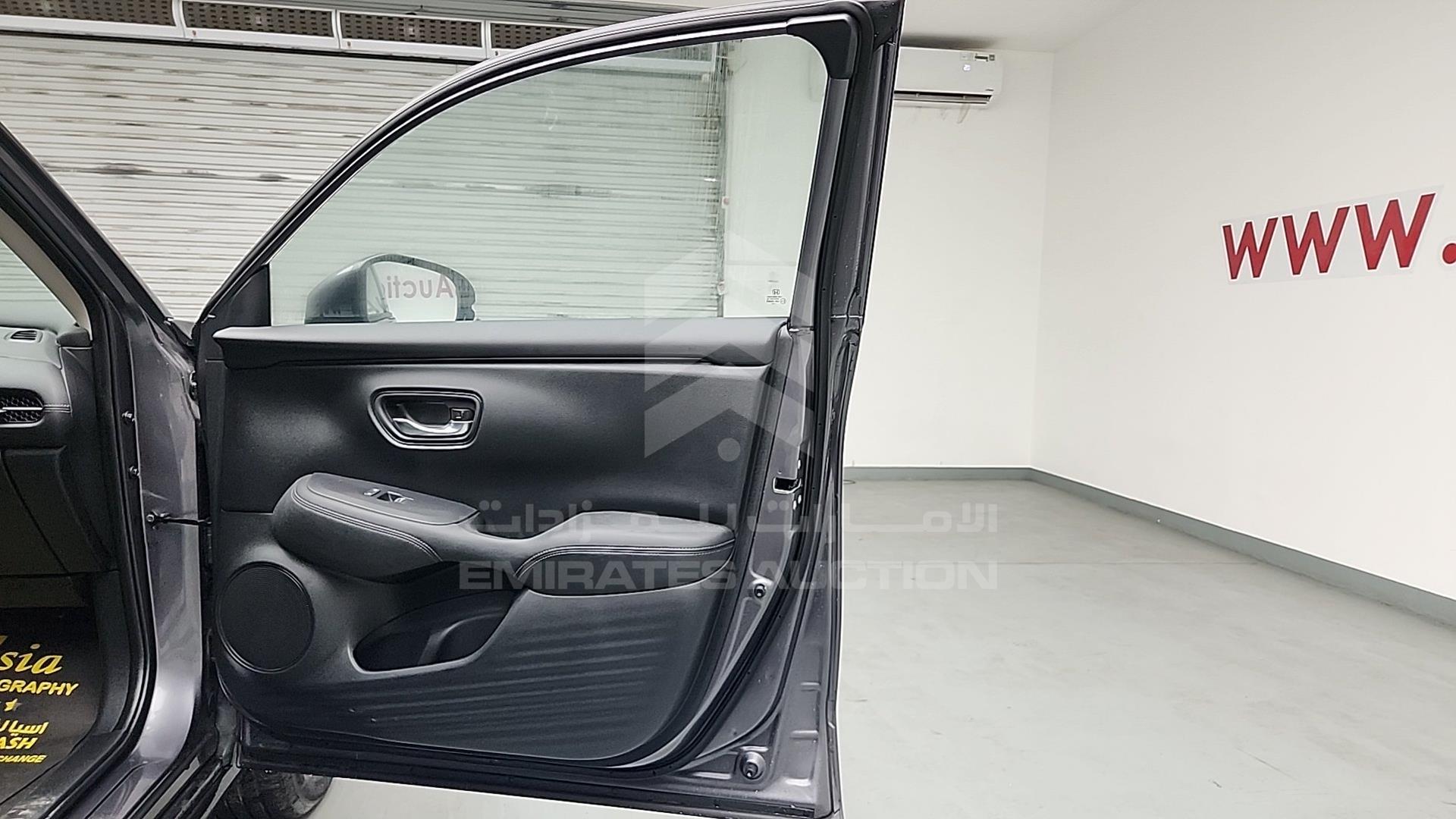 2024 HONDA HRV VIN: 3CZRZ2H75RM703589