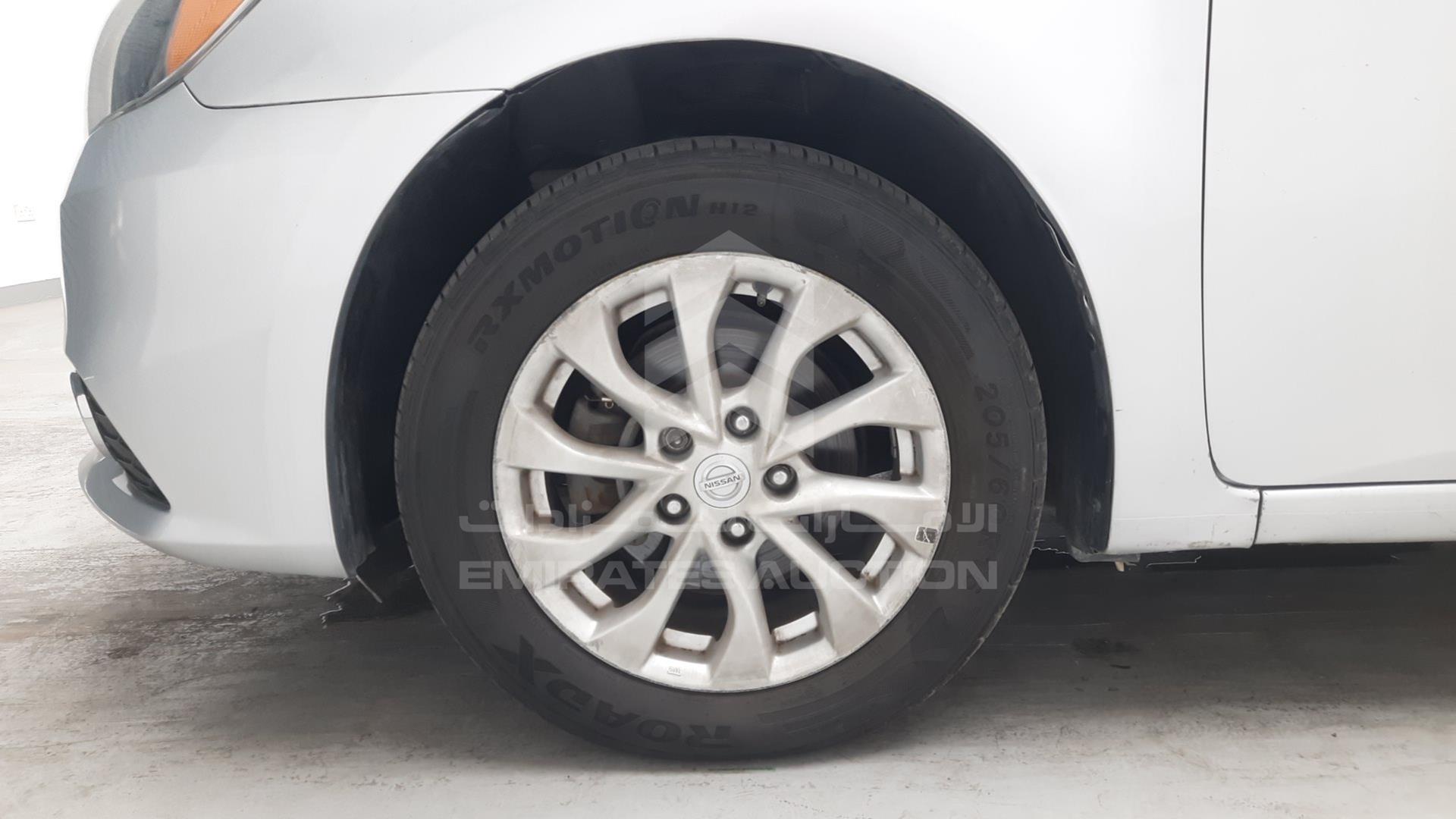 2017 NISSAN SENTRA VIN: 3N1AB7AP2HY272444