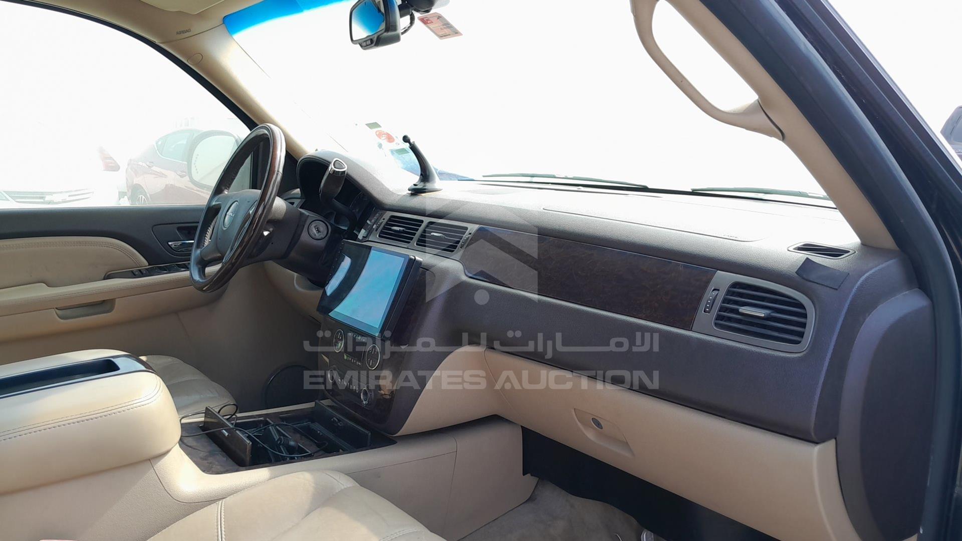 2008 GMC YUKON VIN: 1GKFK638X8J227599
