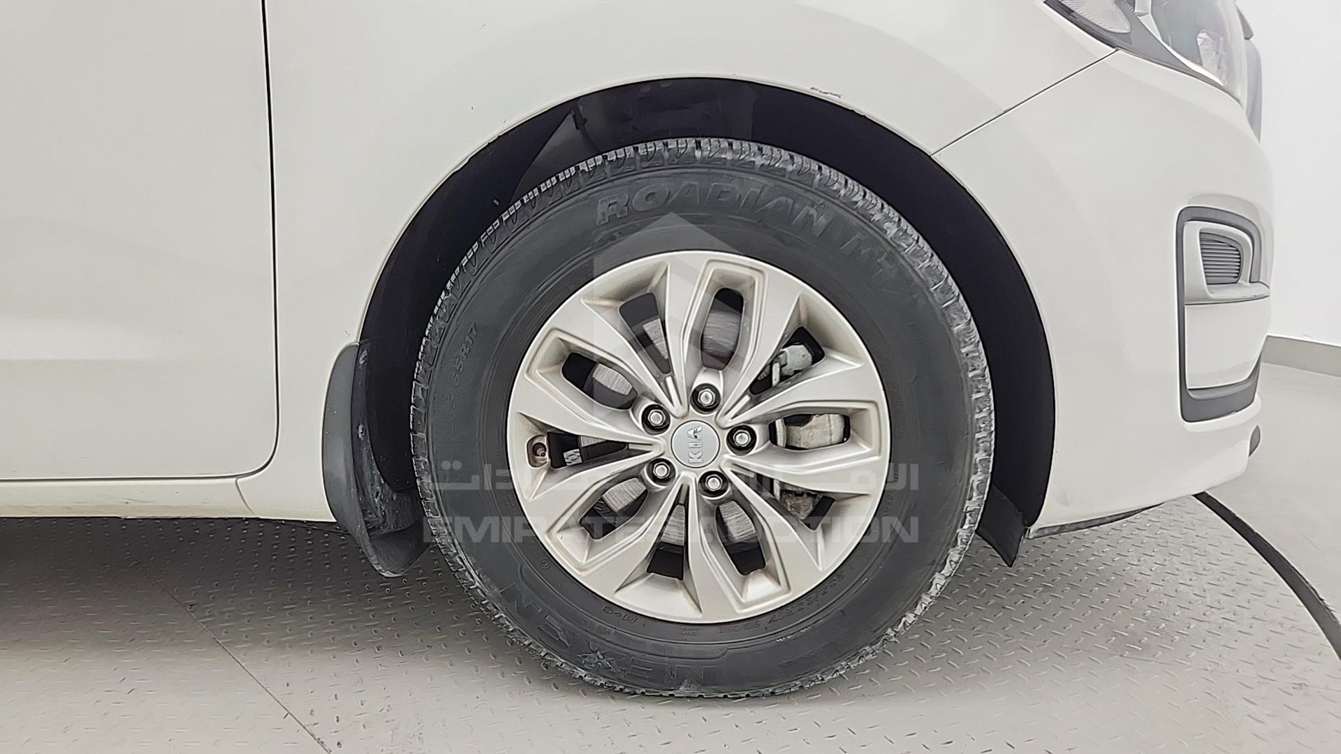 2020 KIA CARNIVAL VIN: KNAMB8123L6623802