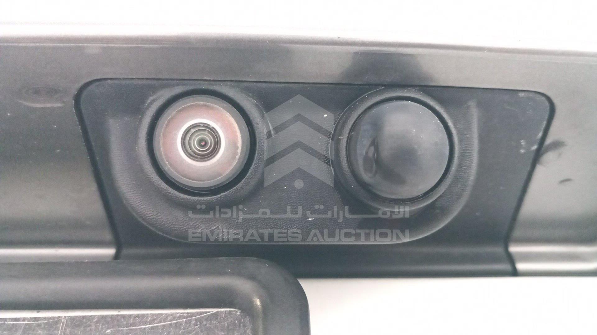 2018 RANGE ROVER HSE VIN: SALGA2BVXJA395227