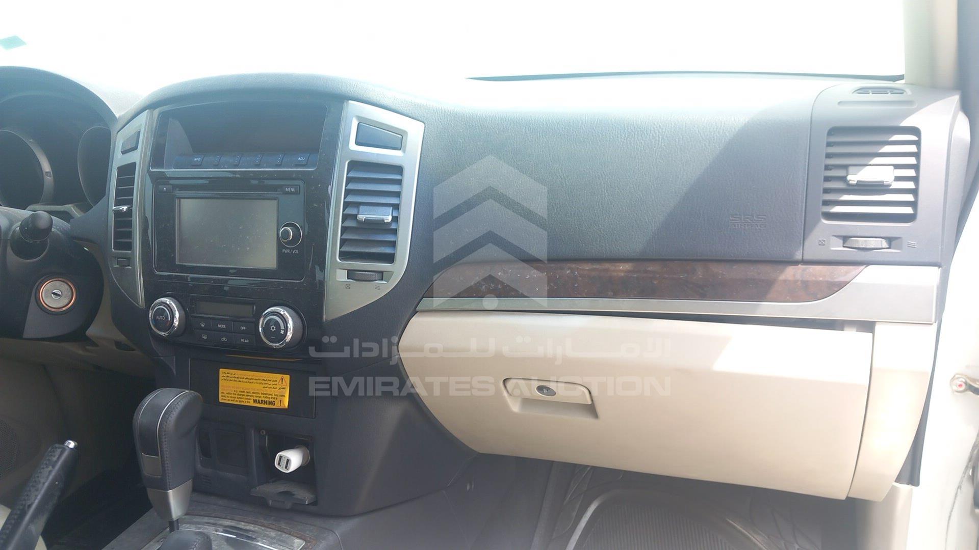 2017 MITSUBISHI PAJERO VIN: JE4MR62N1HJ708367