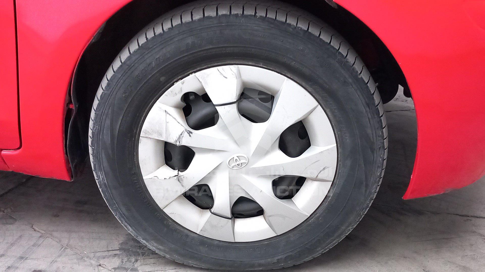 2009 TOYOTA YARIS VIN: JTDKW923995117837
