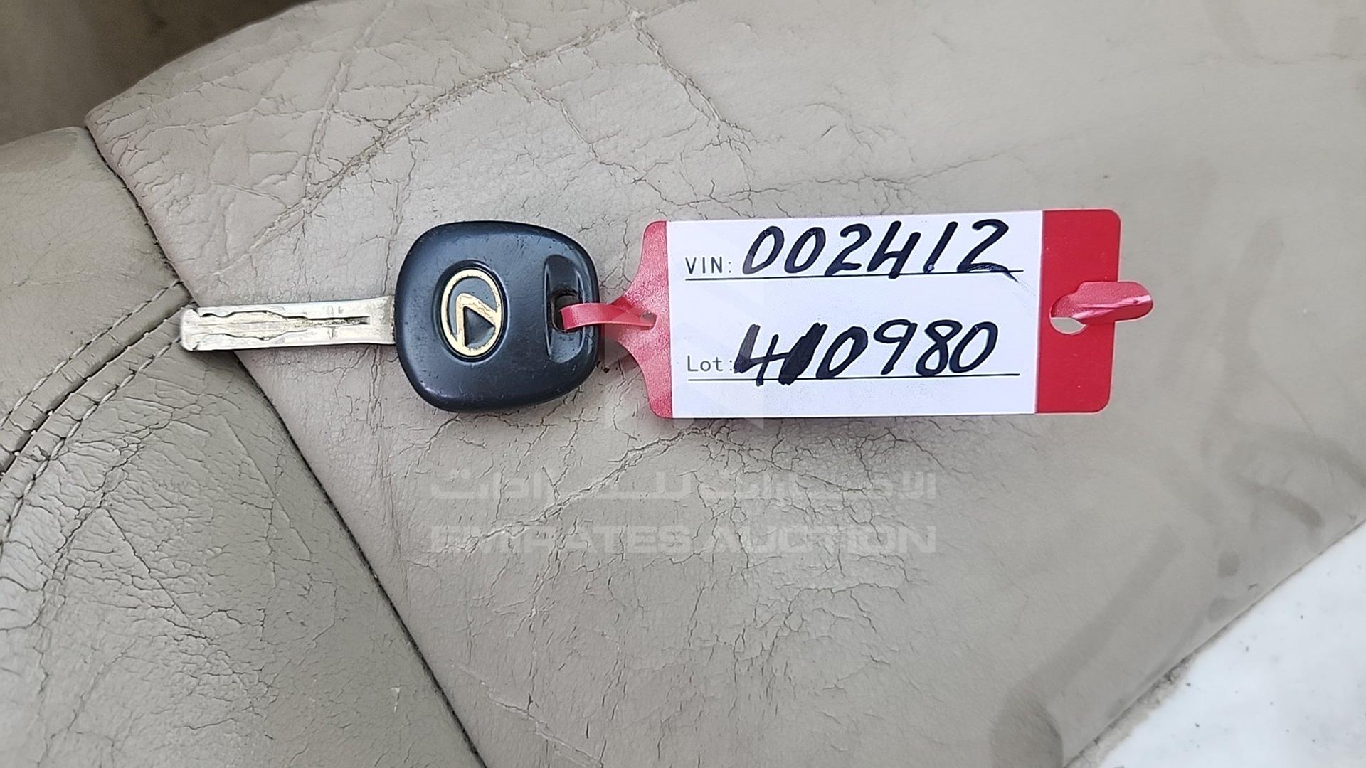 1998 LEXUS GS 400 VIN: JT8BH68X2W0002412