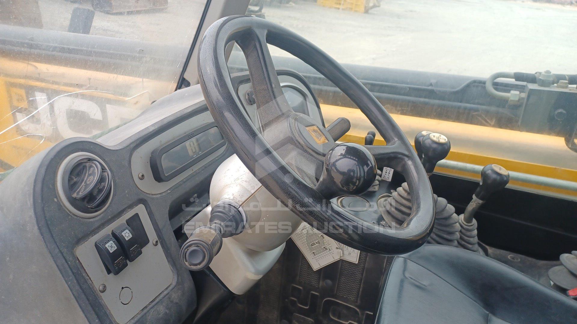 2022 JCB 530-110 VIN: RAJ5DD7MK02859500