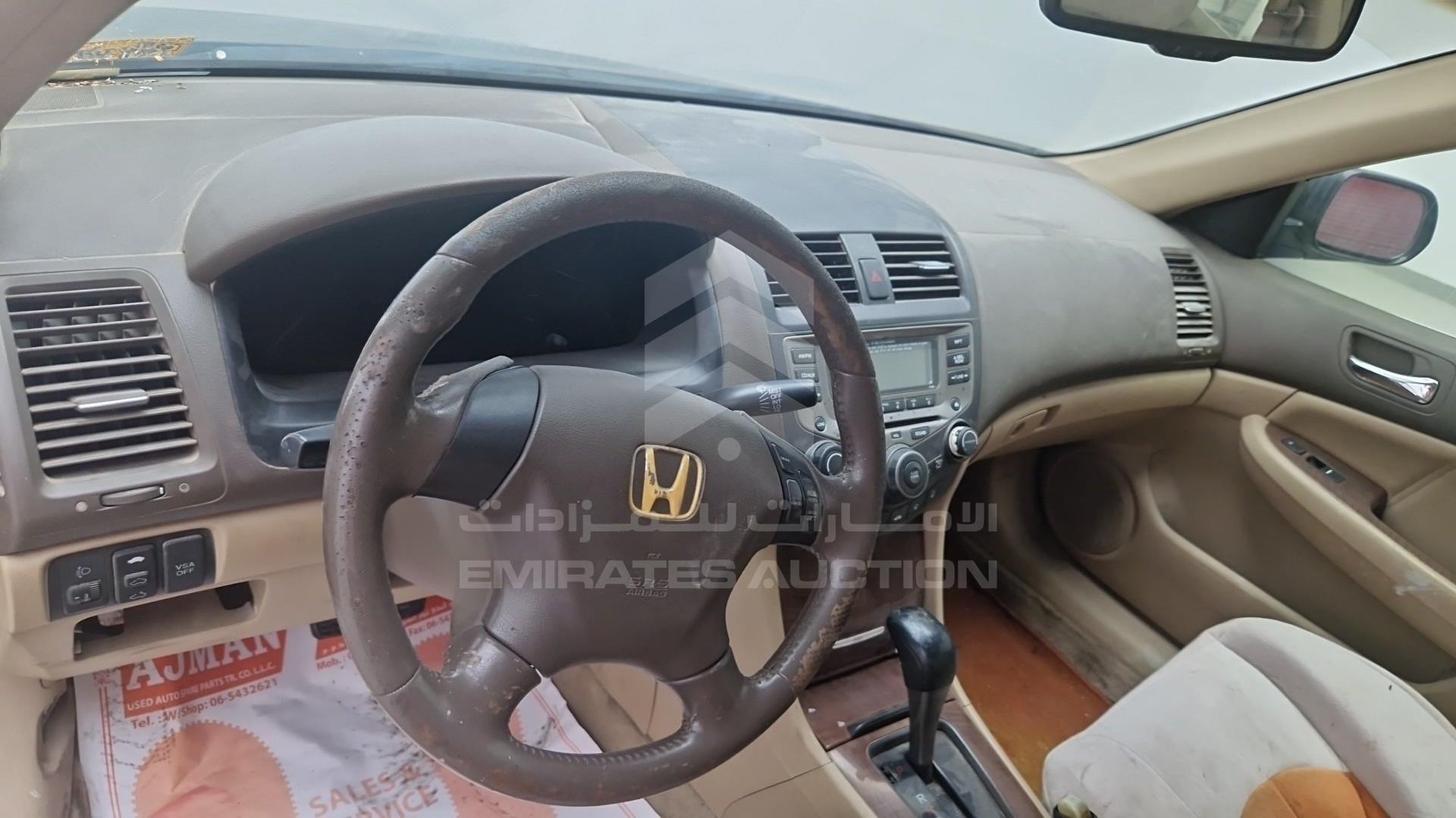 2006 HONDA ACCORD VIN: JHMCM567X6C404769