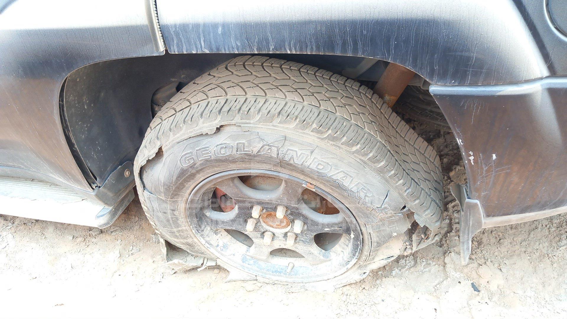 2002 CHEVROLET TRAILBLAZER VIN: 1GNDS13S522123144