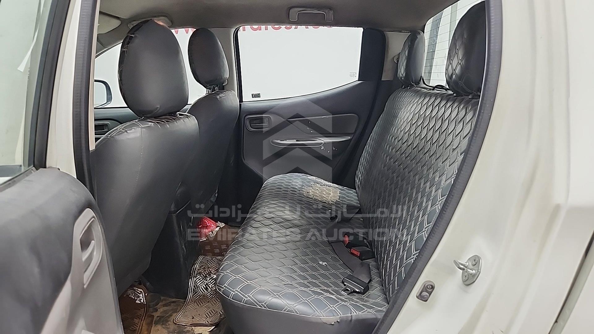 2016 MITSUBISHI L 200 VIN: MMBJNKJ40GH006158