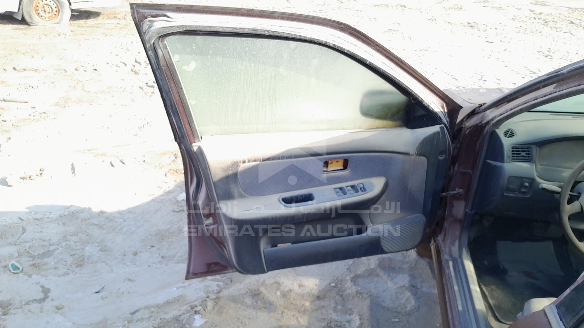 2000 NISSAN SUNNY VIN: JN1DB41S4YW002588