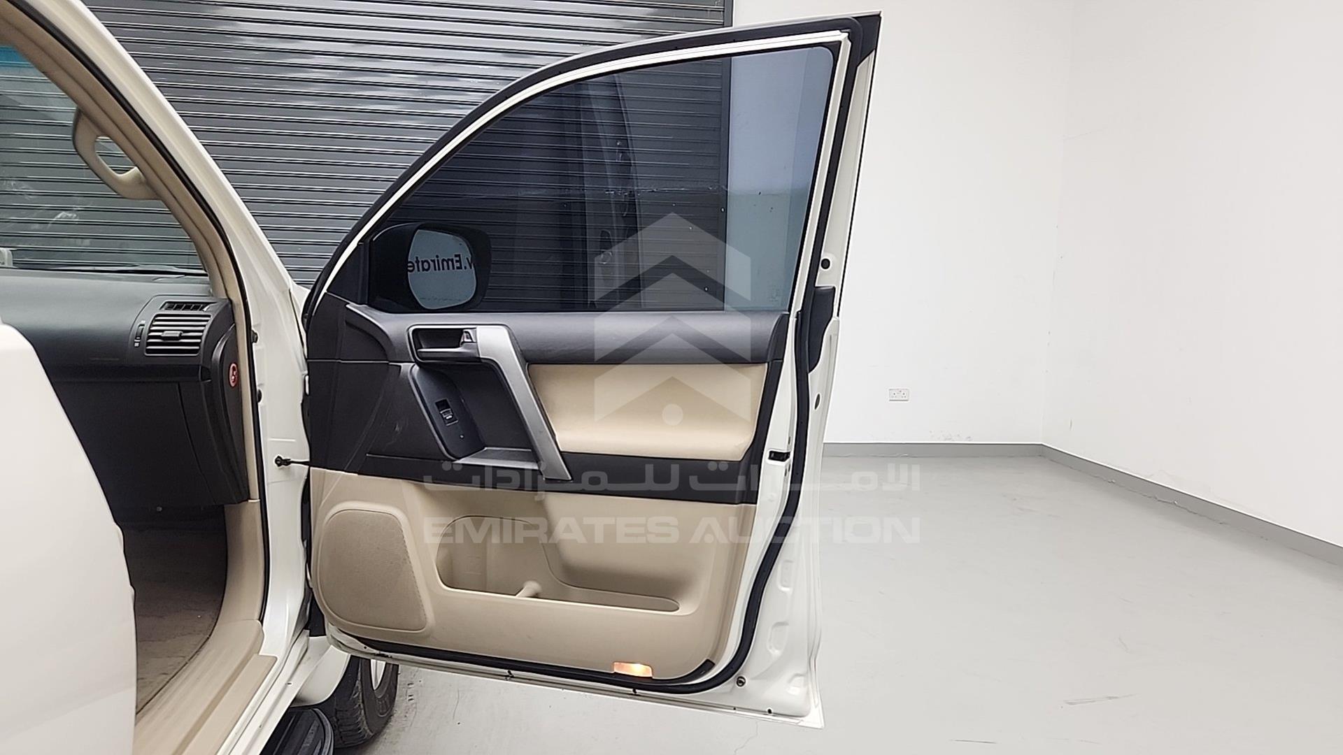 2011 TOYOTA PRADO VIN: JTEBX9FJXB5015146