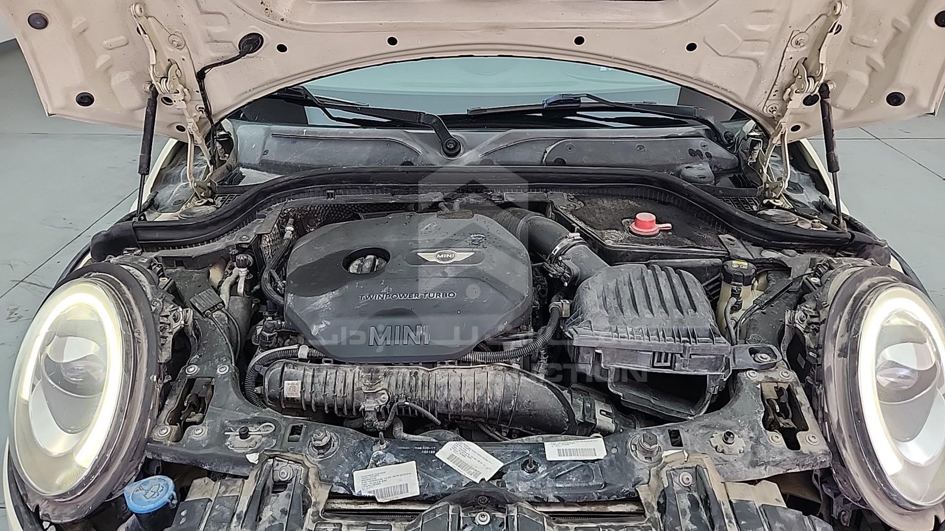 2016 MINI COOPER VIN: WMWXS7100GT842861