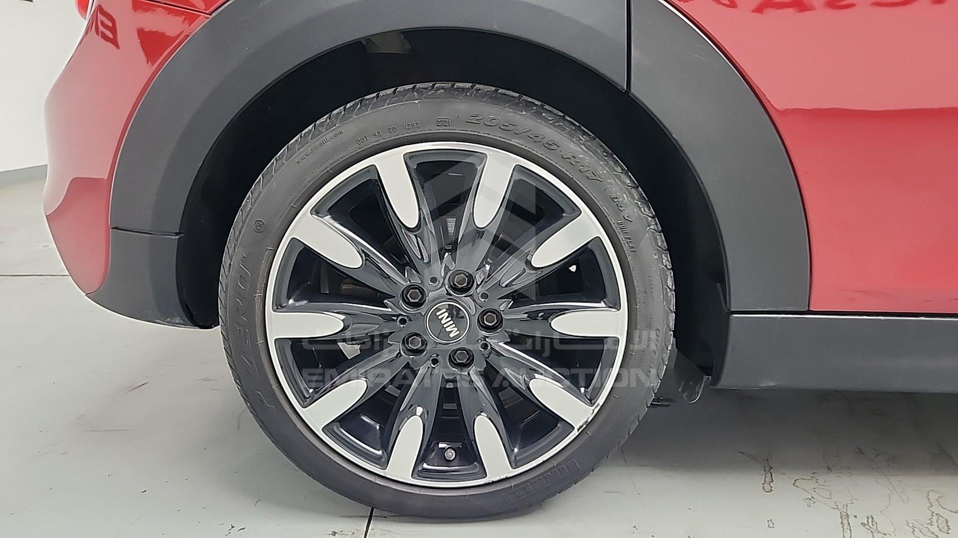 2017 MINI COOPER S VIN: WMWXS7101HT847147