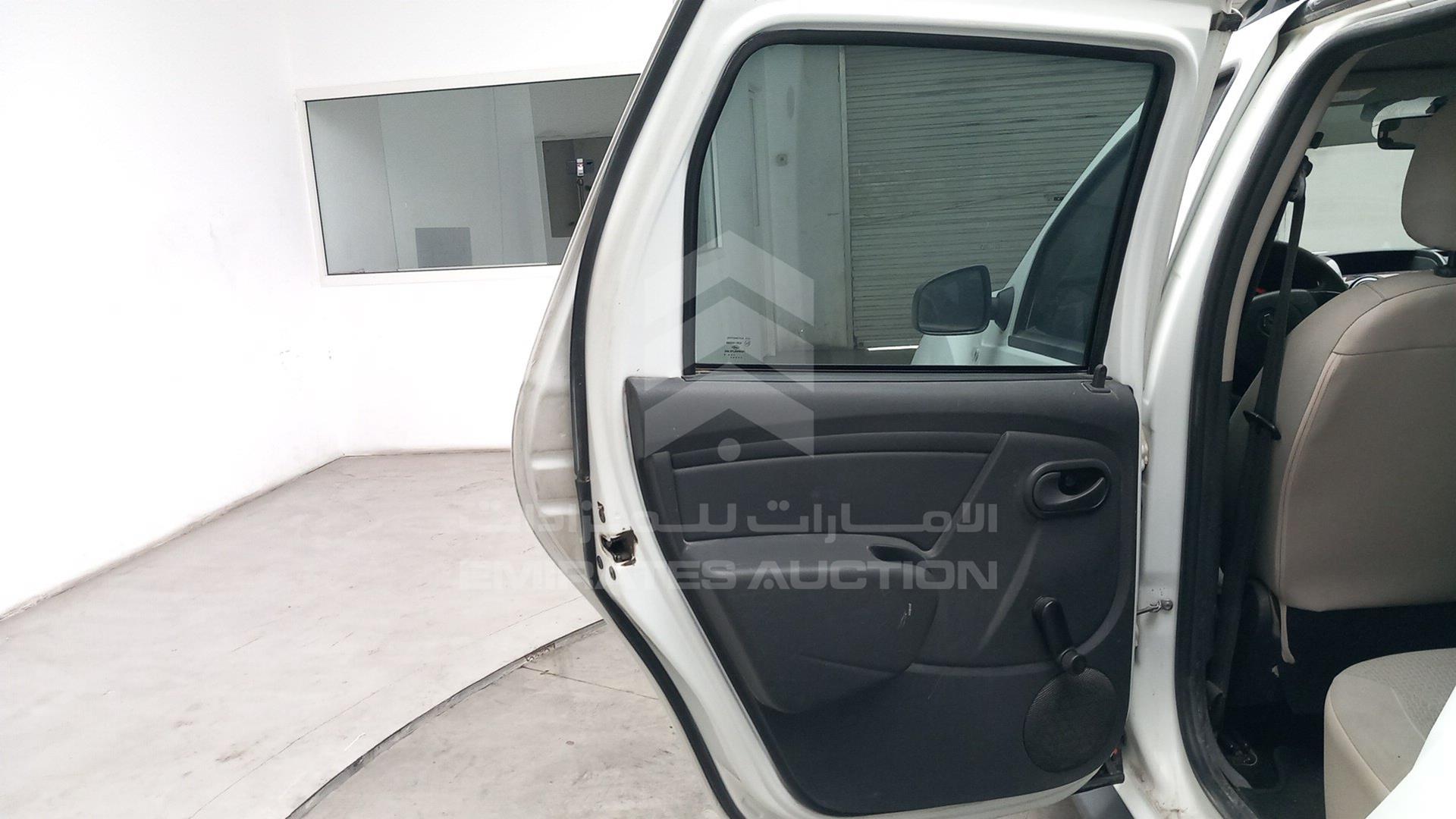 2018 RENAULT DUSTER VIN: VF1HSRGJ6JH560123