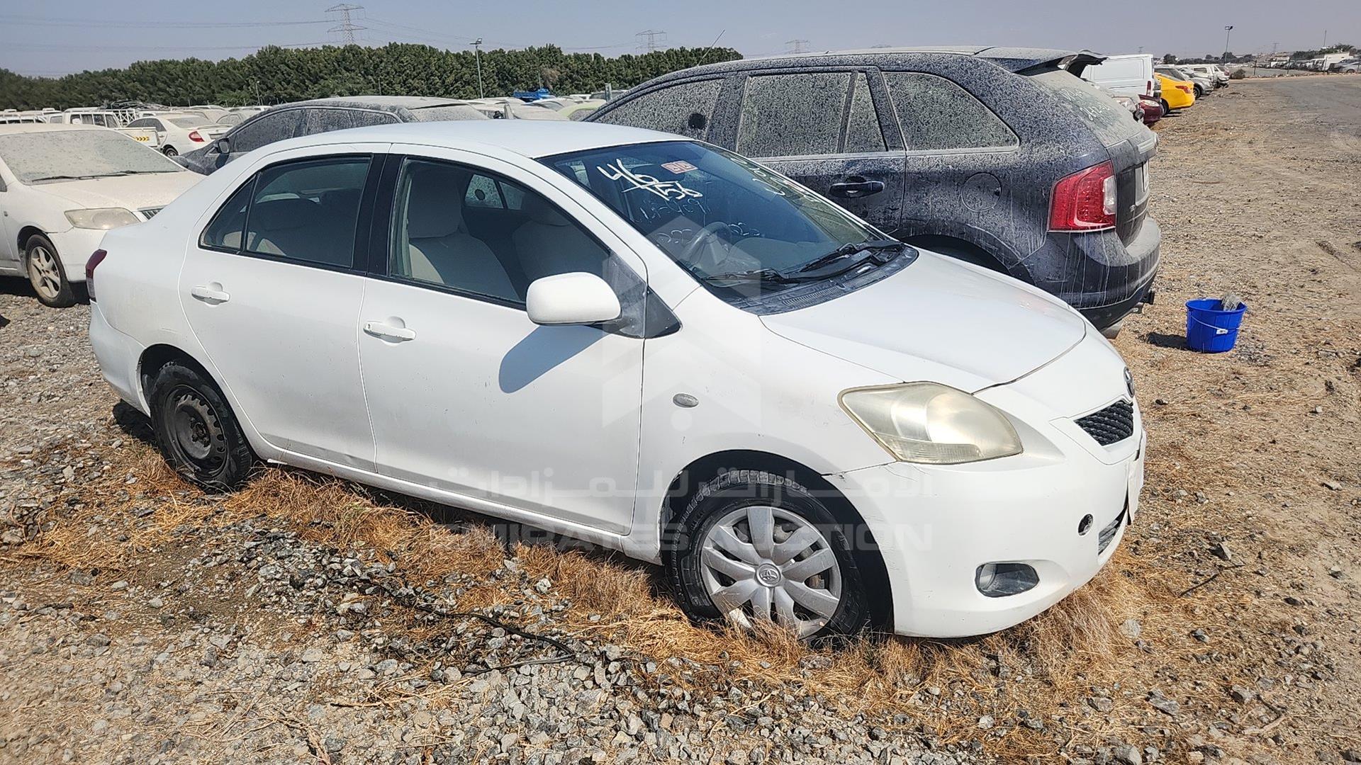 2011 TOYOTA YARIS VIN: JTDBW9236BL002176