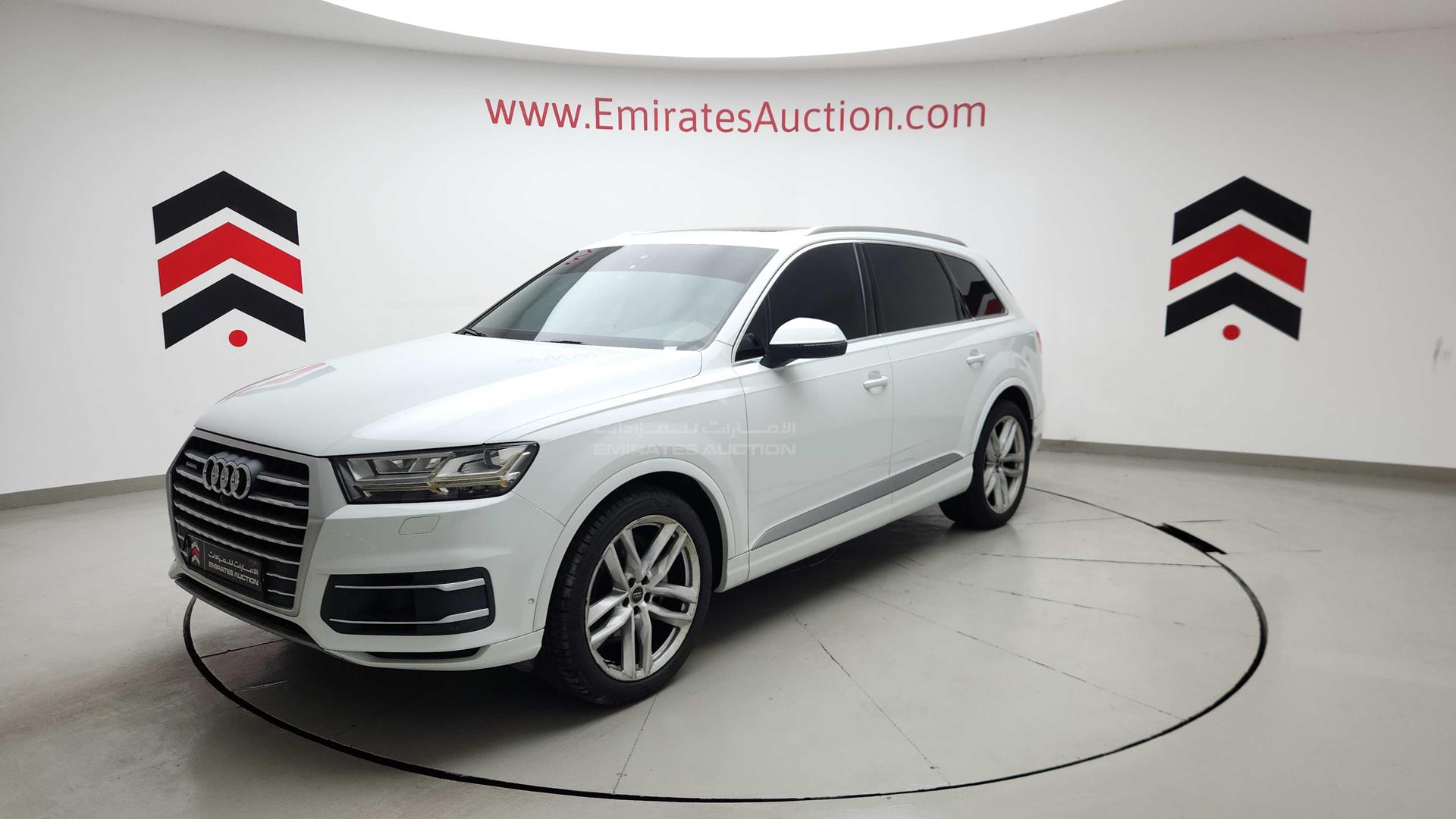 2016 AUDI Q7 VIN: WA1AGDF7XGD001570