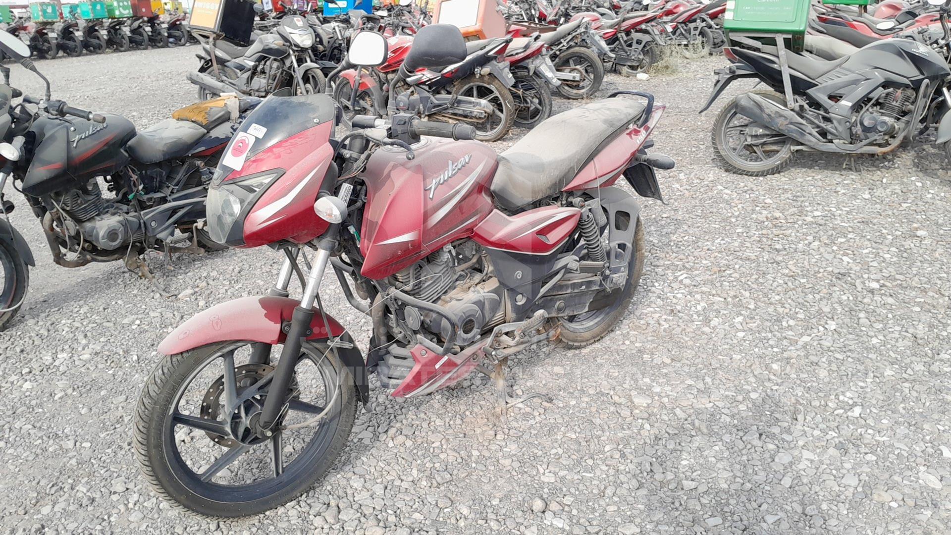 2020 BAJAJ 150 CC VIN: MD2A11CY8LCC61577