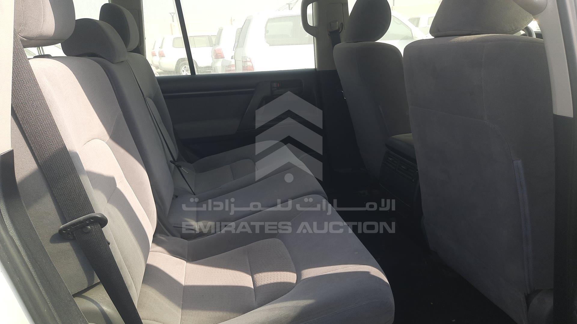 2011 TOYOTA LAND CRUISER VIN: JTMDU09J8B4043403