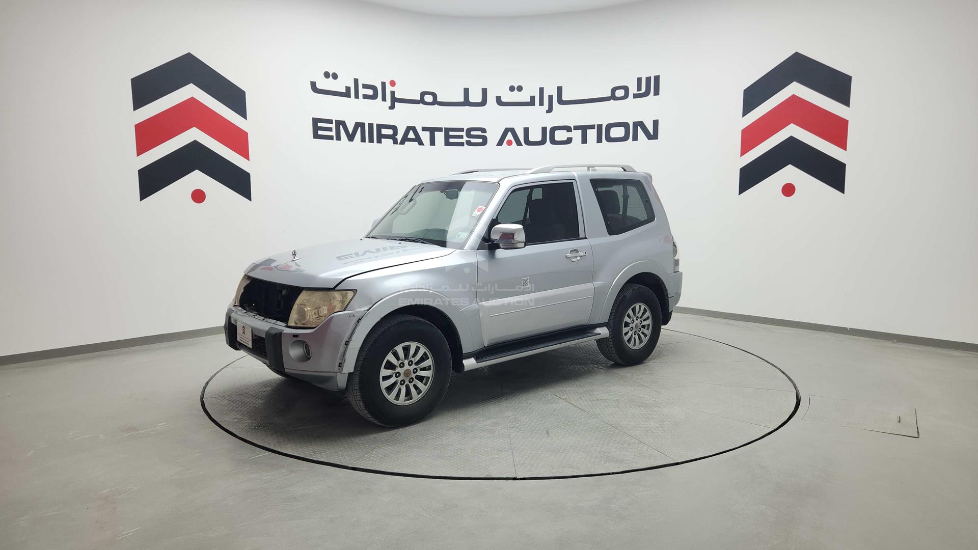 2011 MITSUBISHI PAJERO VIN: JMYMRV85WBJ704625