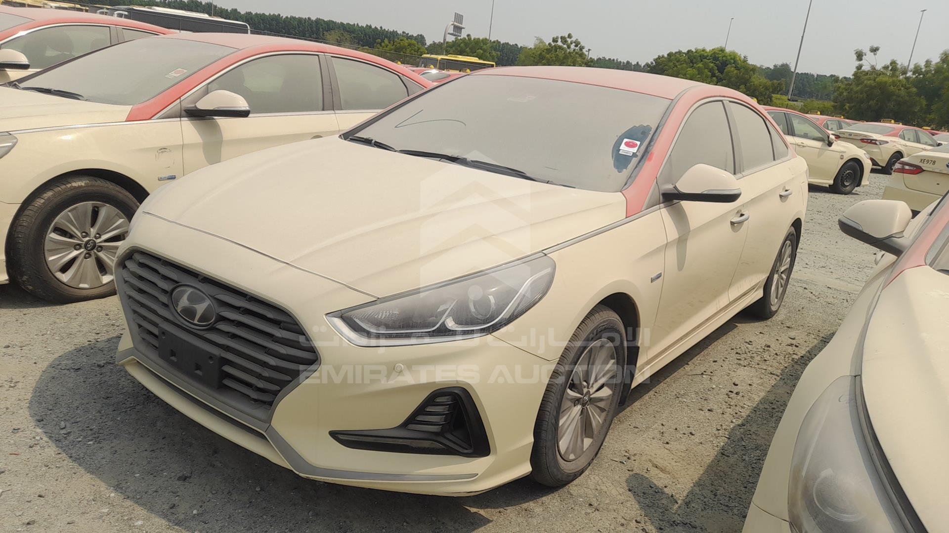2018 HYUNDAI SONATA VIN: KMHE24135JA081987