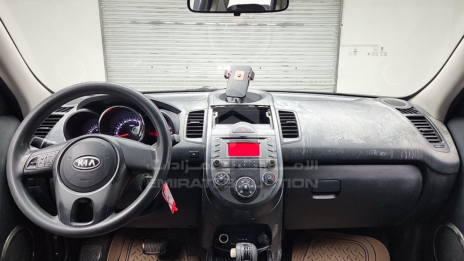 2012 KIA SOUL VIN: KNAJT8110C7323586