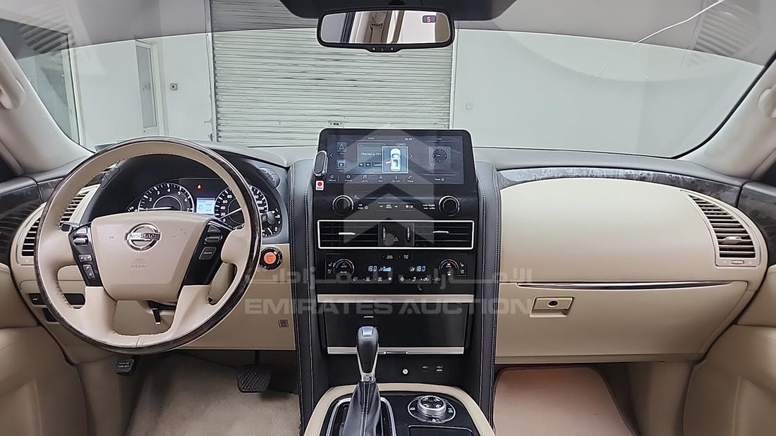2011 Nissan Patrol — Full Dashboard View — Photo 18
