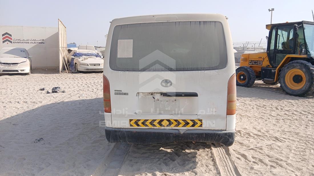 2007 Toyota Hiace — Rear View — Photo 7