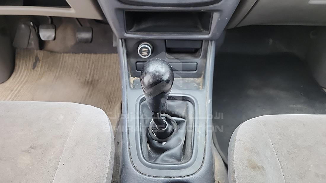 نيسان صني 2003 — زاوية ناقل الحركة — صورة 19