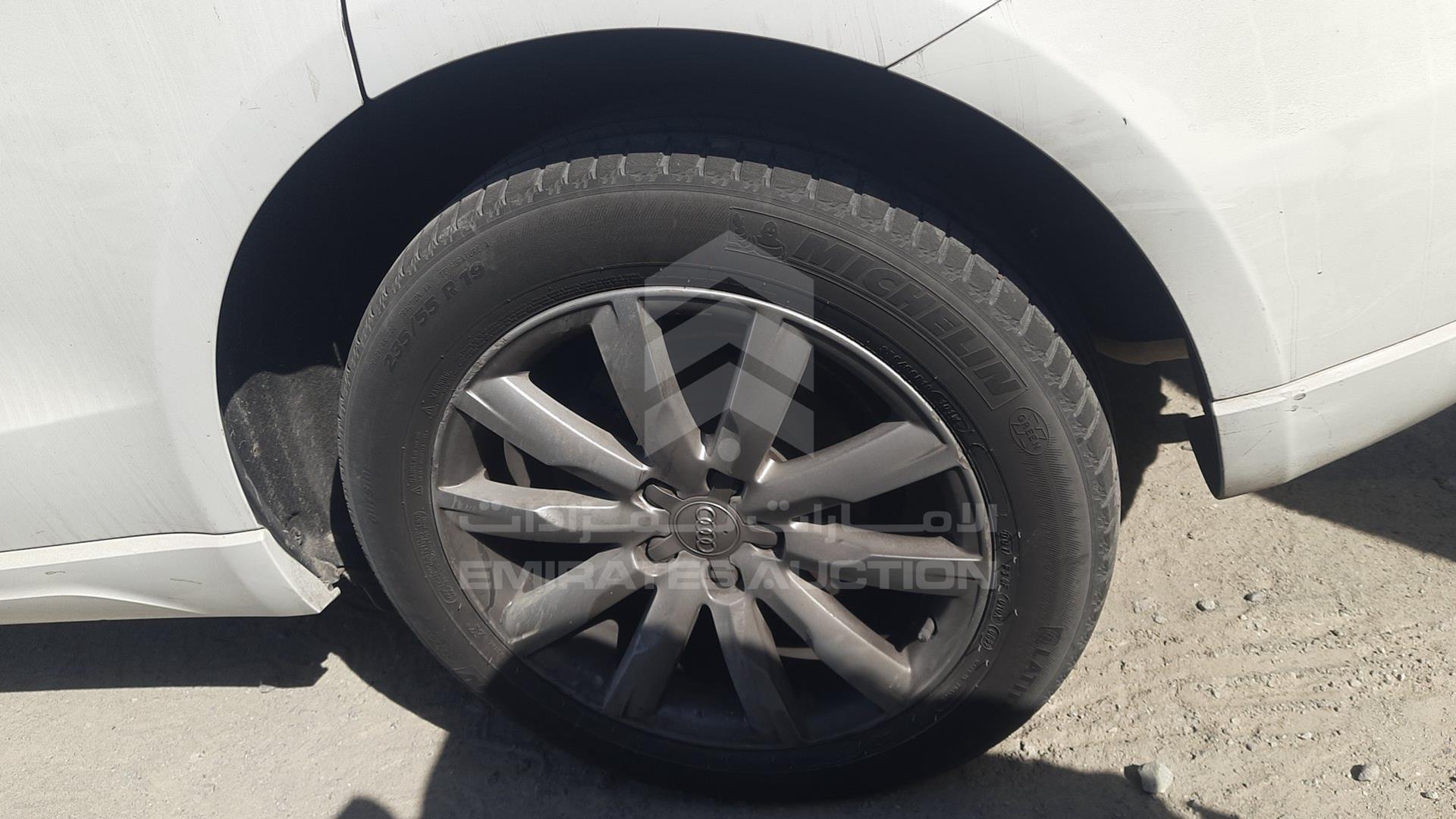 2012 AUDI Q5 VIN: WAUCFC8R8CA079364