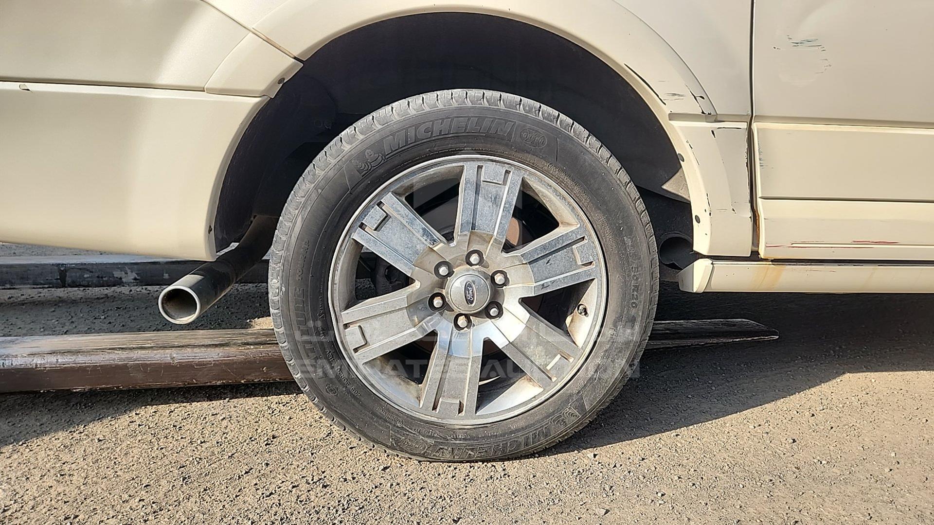 2008 FORD EXPEDITION VIN: 1FMFK20508LA07158